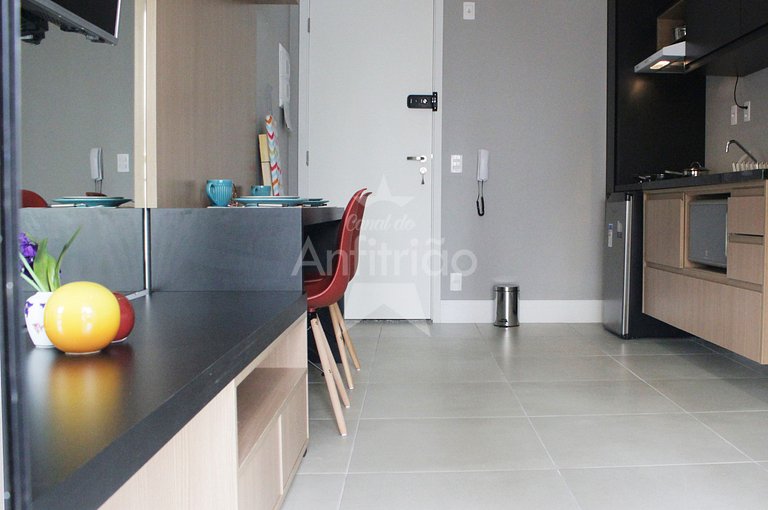 Studio 25 m² todo mobiliado ao lado do metrô