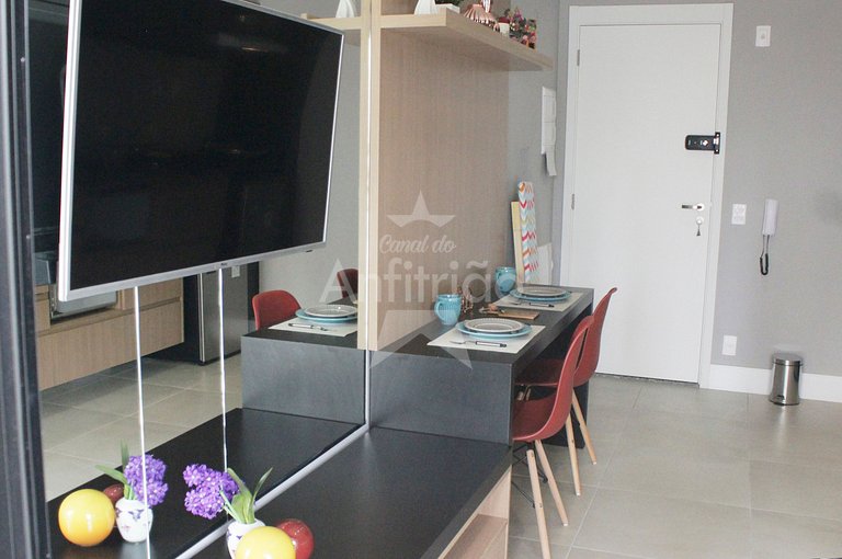 Studio 25 m² todo mobiliado ao lado do metrô