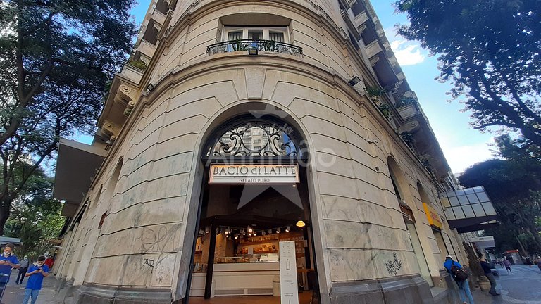 Pôr do sol 17º andar, vista da cidade e metrô