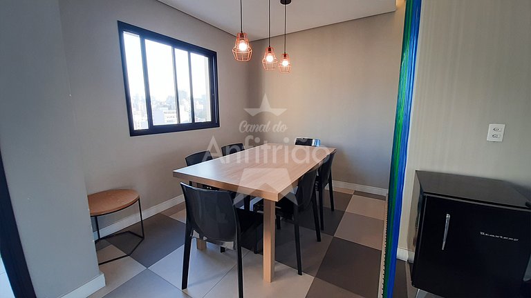 Studio 25 m² todo mobiliado ao lado do metrô