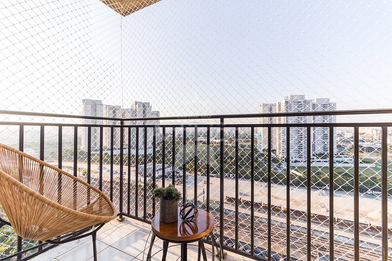 Oasis prox. Allianz com piscina aquecida e garagem