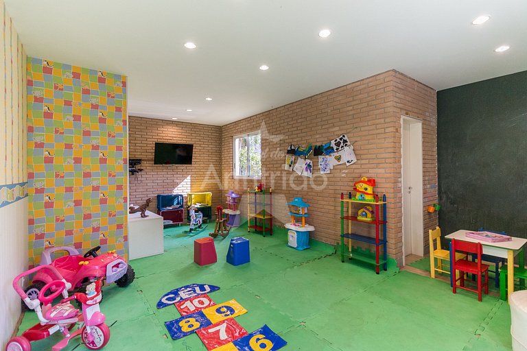 Oasis 300 m Allianz com piscina aquecida e garagem