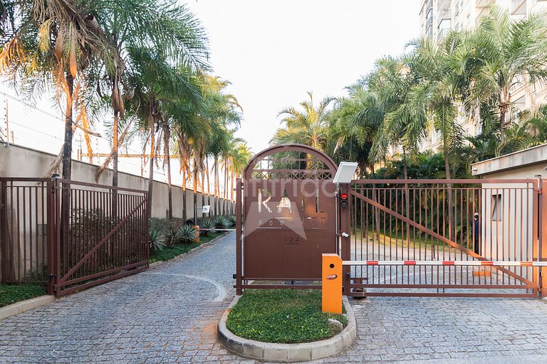 Oasis prox. Allianz com piscina aquecida e garagem