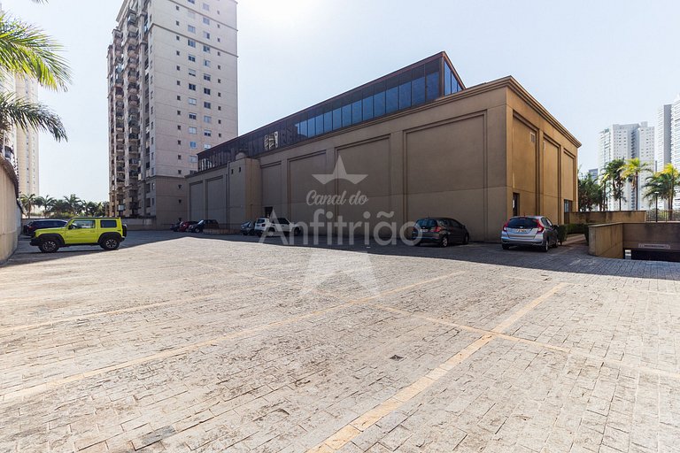 Oasis 300 m Allianz com piscina aquecida e garagem