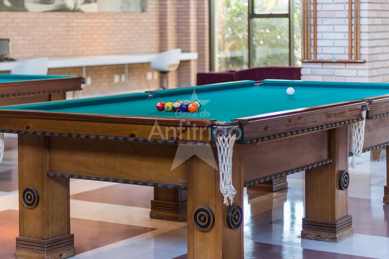 Oasis prox. Allianz com piscina aquecida e garagem