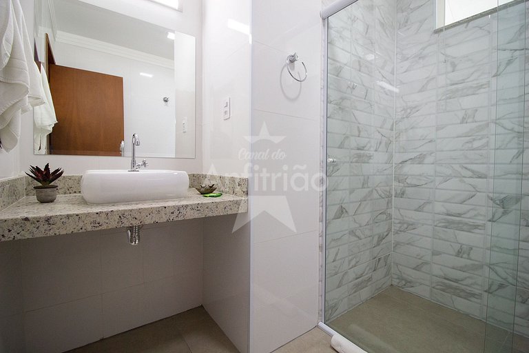 100 m² bem espaçoso com terraço, garagem e ar