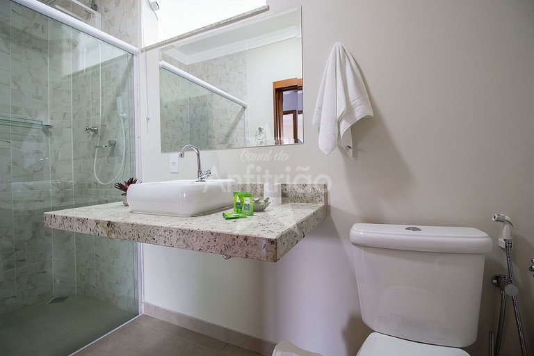 100 m² bem espaçoso com terraço, garagem e ar