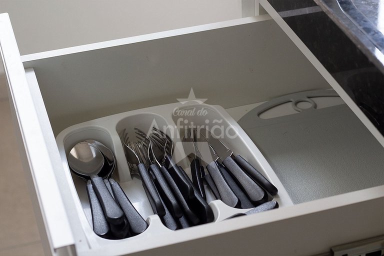 100 m² bem espaçoso com terraço, garagem, A/C