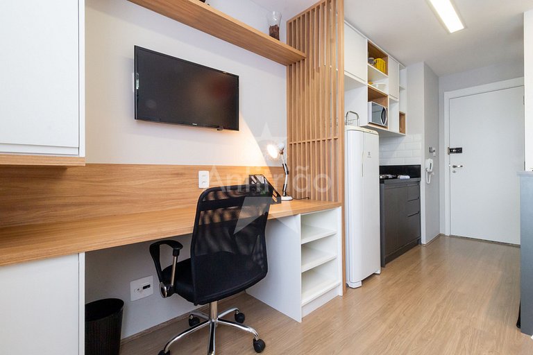 Studio 200 m do metrô Brás com piscina