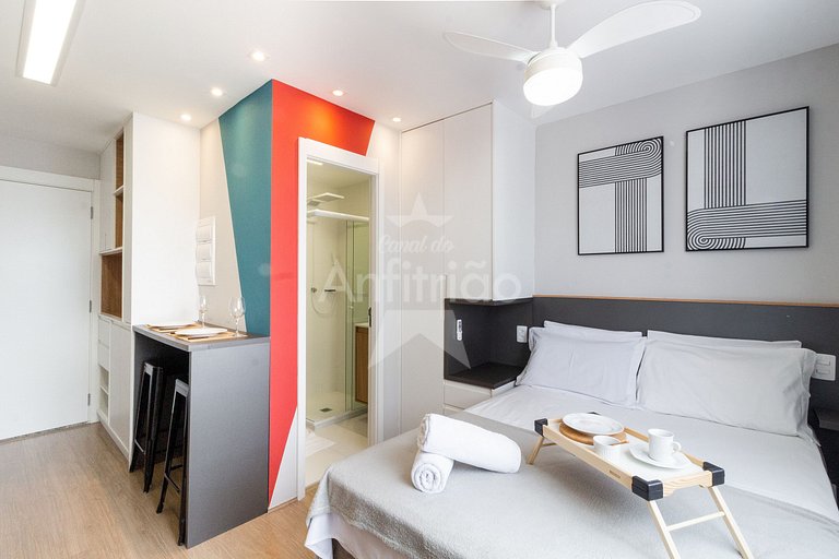 Studio 200 m do metrô Brás com piscina