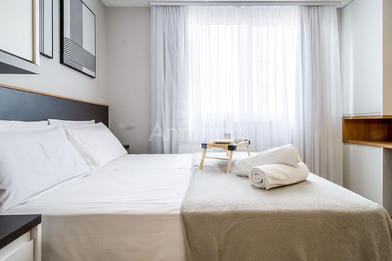 Studio 200 m do metrô Brás com piscina