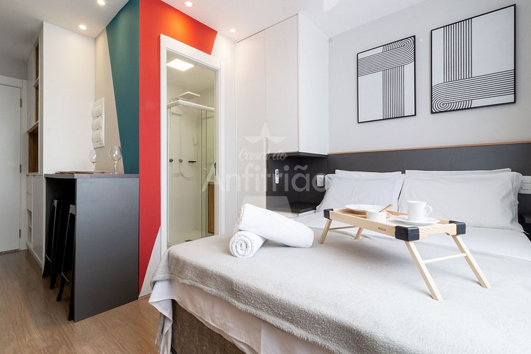 Studio 200 m do metrô Brás com piscina