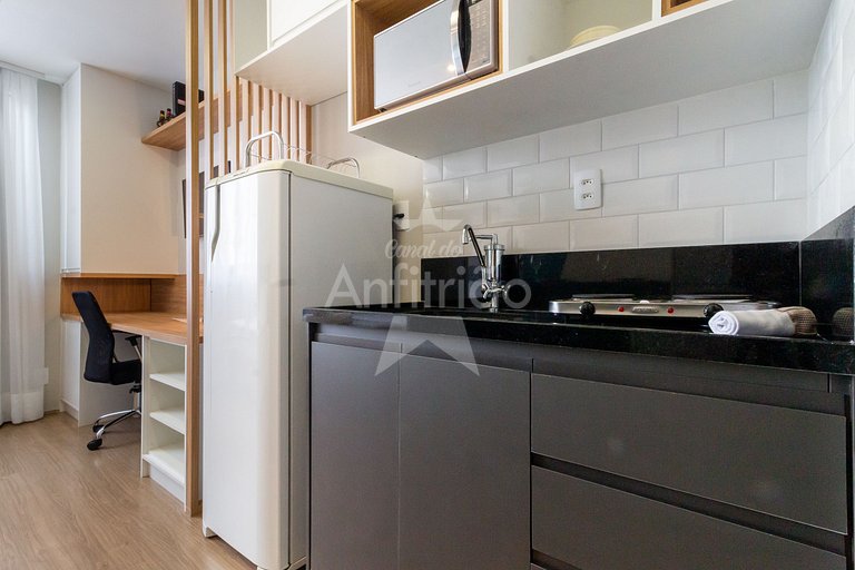 Studio 200 m do metrô Brás com piscina