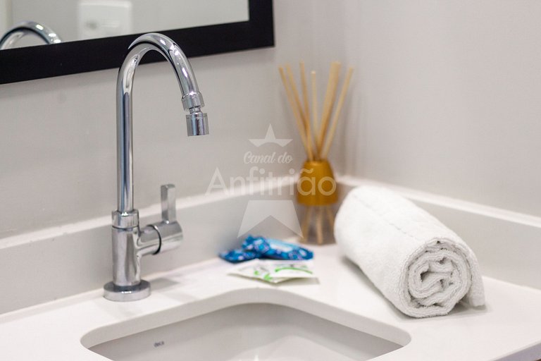 Studio 200 m do metrô Brás com piscina