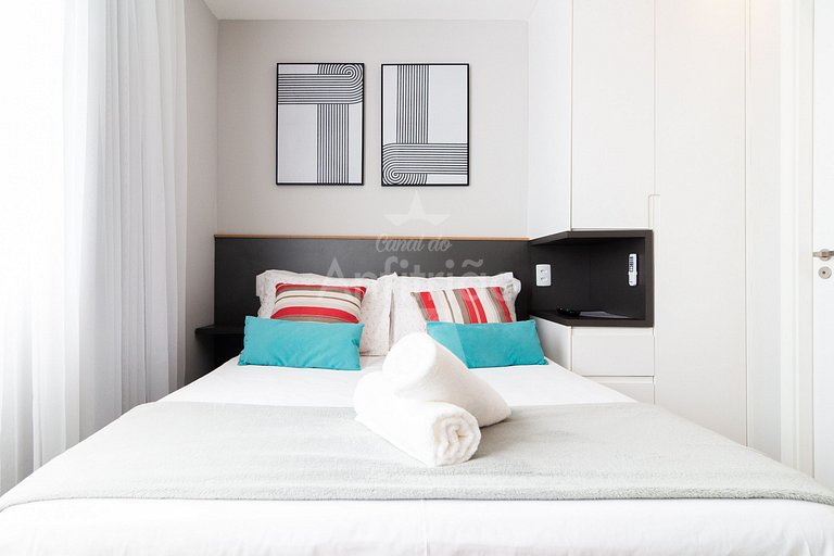 Studio 200 m do metrô Brás com piscina