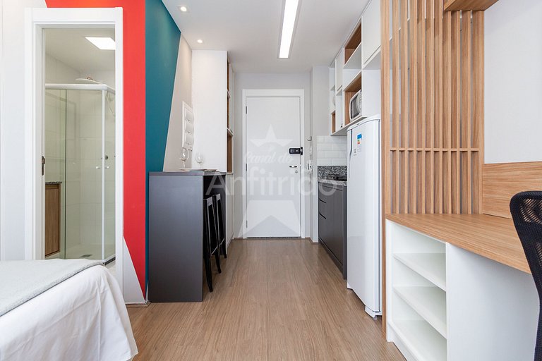 Studio 200 m do metrô Brás com piscina