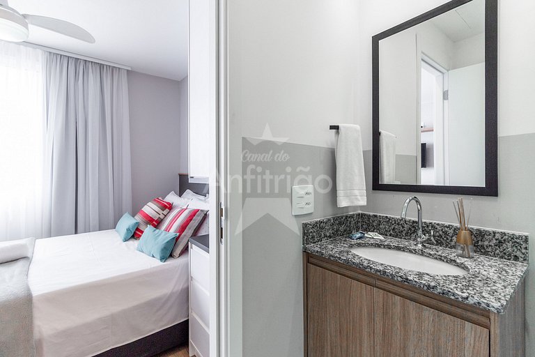 Studio 200 m do metrô Brás com piscina