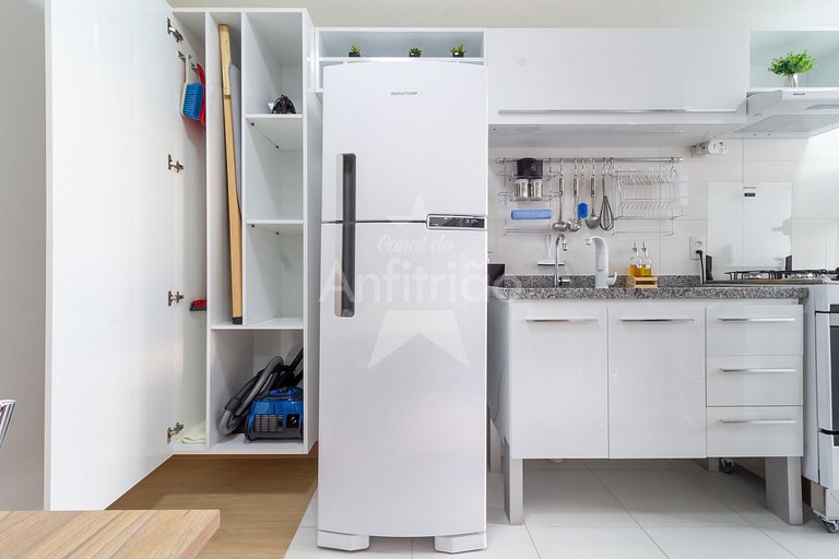 Apê 1 quarto todo mobiliado c/ vaga no Brás
