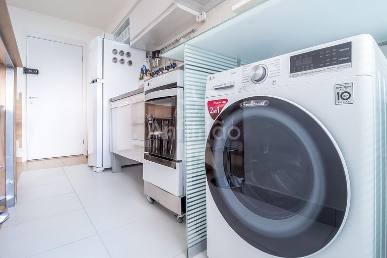 Apê Brás 8º andar com vaga de garagem