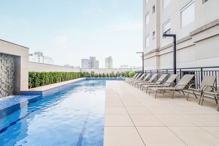 Brás com vista do 8º andar e vaga de garagem