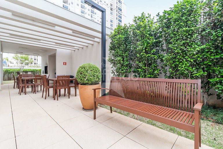 Brás com vista do 8º andar e vaga de garagem