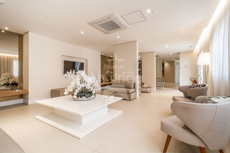 Brás com vista do 8º andar e vaga de garagem