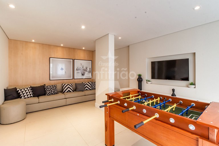 Brás com vista do 8º andar e vaga de garagem