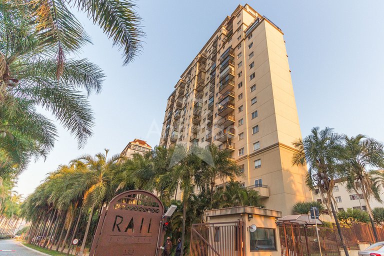 Oasis prox. Allianz + piscina aquecida, vaga e ar