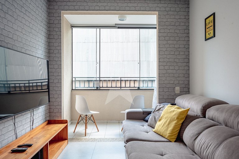 Oasis prox. Allianz + piscina aquecida, vaga e ar