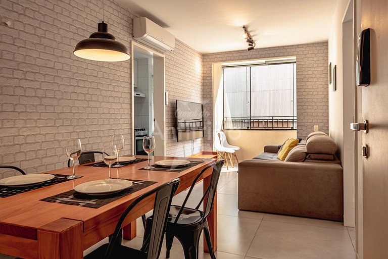 Oasis prox. Allianz + piscina aquecida, vaga e ar