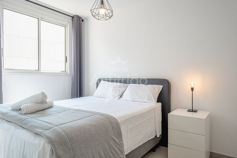 Oasis prox. Allianz + piscina aquecida, vaga e ar