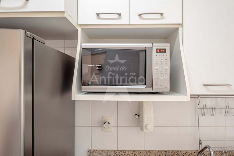 Oasis prox. Allianz + piscina aquecida, vaga e ar