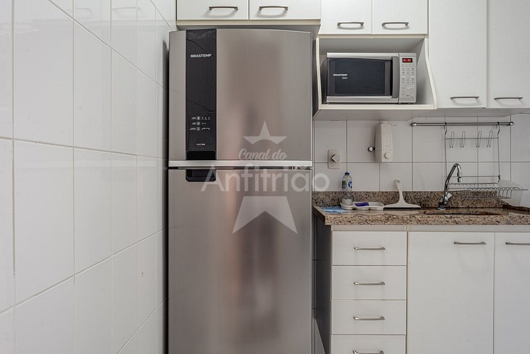 Oasis prox. Allianz + piscina aquecida, vaga e ar