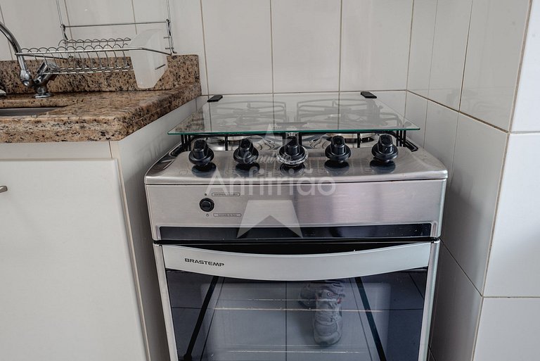 Oasis prox. Allianz + piscina aquecida, vaga e ar