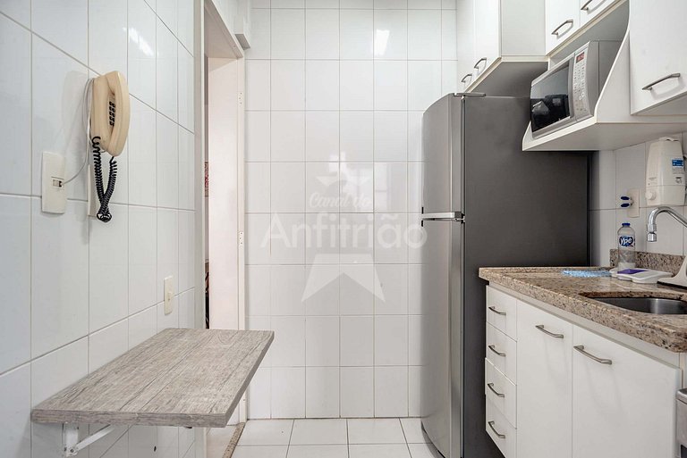 Oasis prox. Allianz + piscina aquecida, vaga e ar