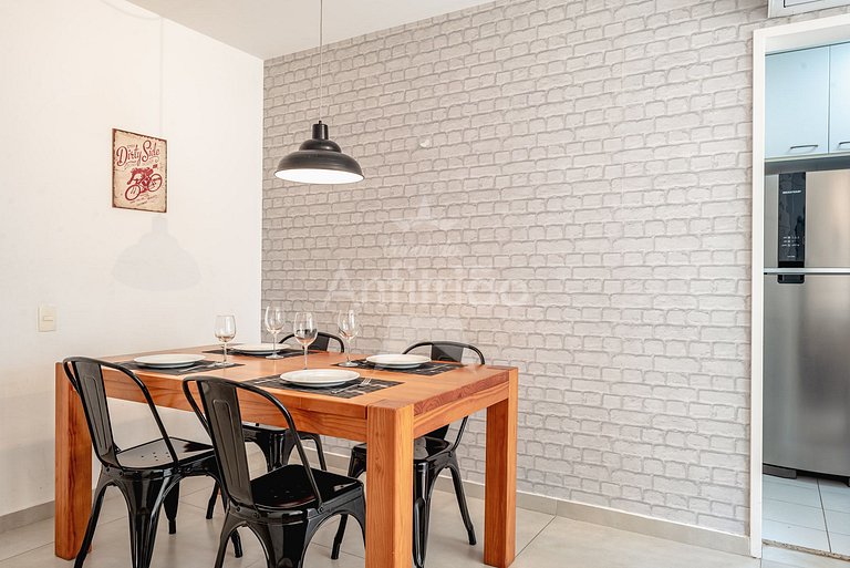 Oasis prox. Allianz + piscina aquecida, vaga e ar