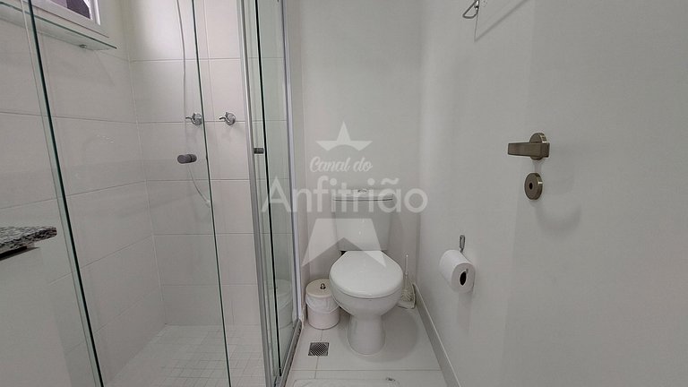 Studio 9º andar com vista e 200 m do metrô