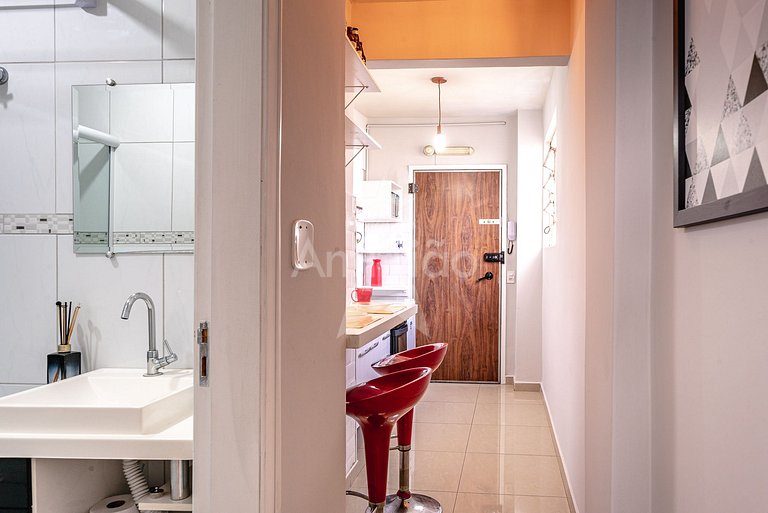 Pôr do sol 17º andar, vista da cidade e metrô