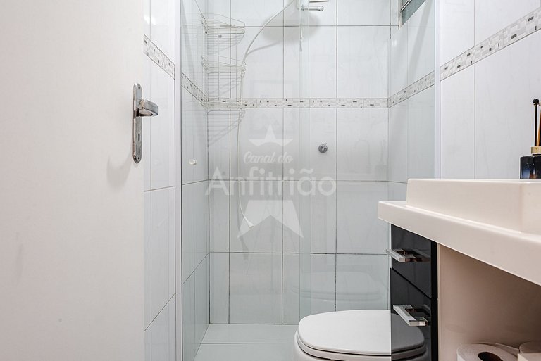 Pôr do sol 17º andar, vista da cidade e metrô