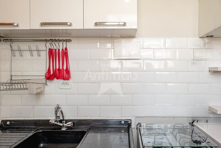 Pôr do sol 17º andar, vista da cidade + metrô