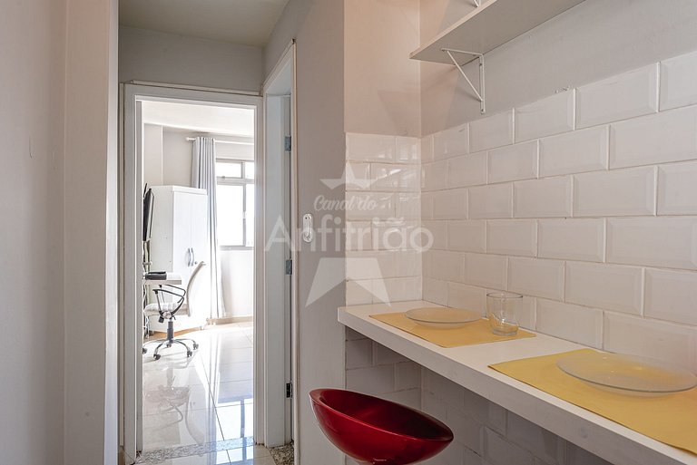 Pôr do sol 17º andar, vista da cidade e metrô