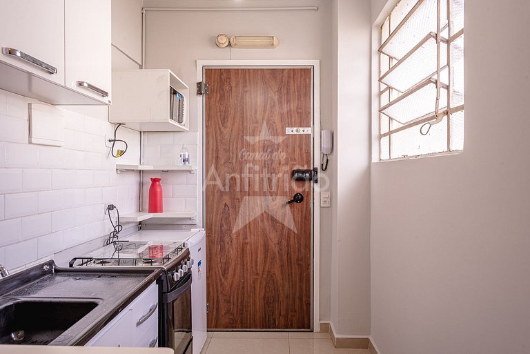 Pôr do sol 17º andar, vista da cidade e metrô