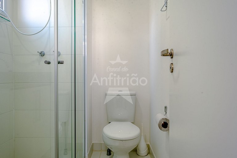 Studio 200 m do metrô + piscina | 6x sem juros