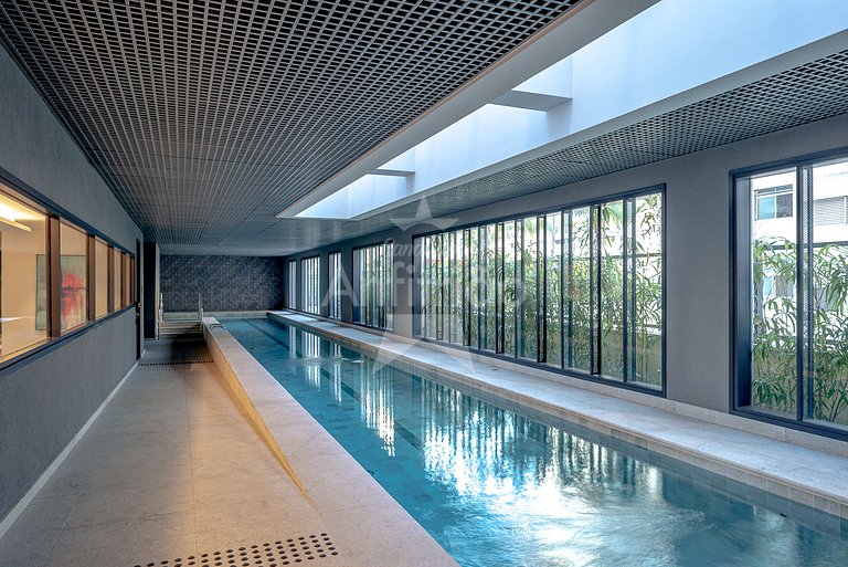 Studio 16º andar, piscina aquecida, A/C em 6x sem juros