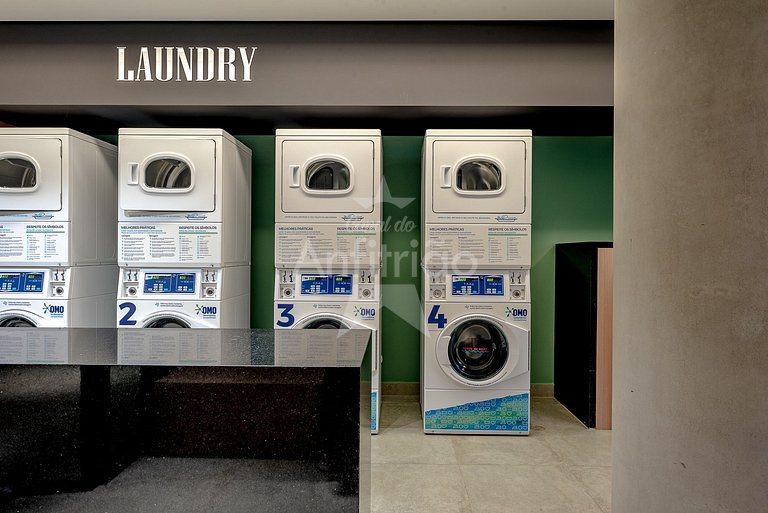 Studio Frei Caneca 16º andar, piscina aquecida, A/C