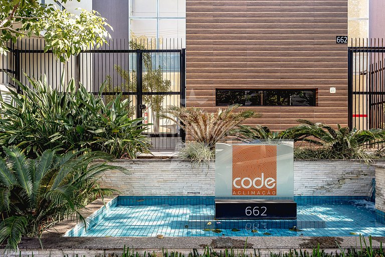 Studio bonitinho com garagem e ar condicionado