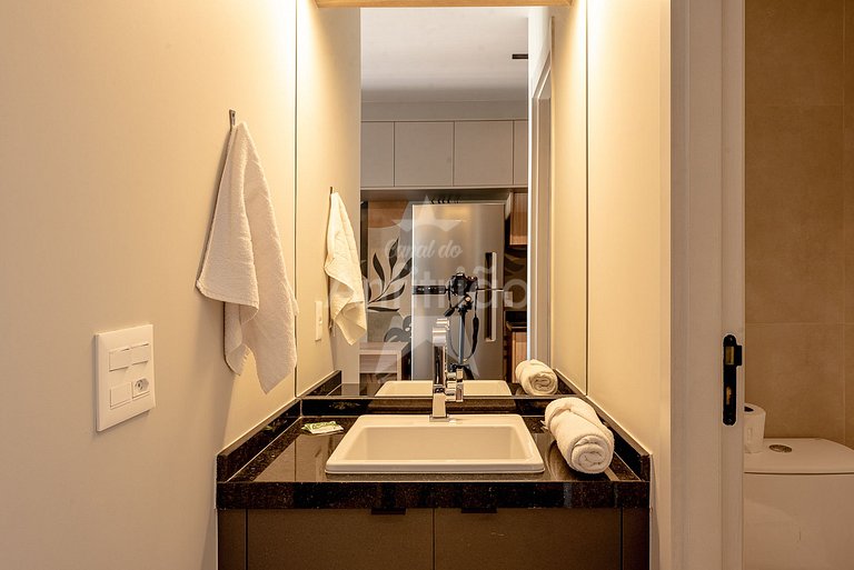 Studio Frei Caneca 16º andar, piscina aquecida, A/C