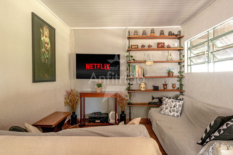 Sítio família e amigos com piscina e churrasqueira