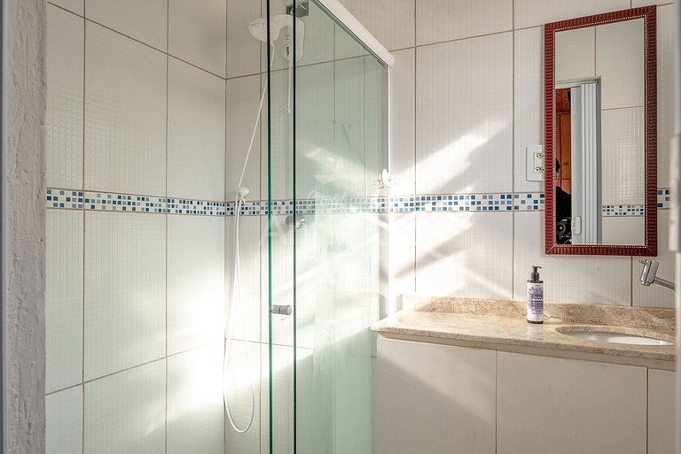 20 mil m² de sítio + piscina e churrasq.