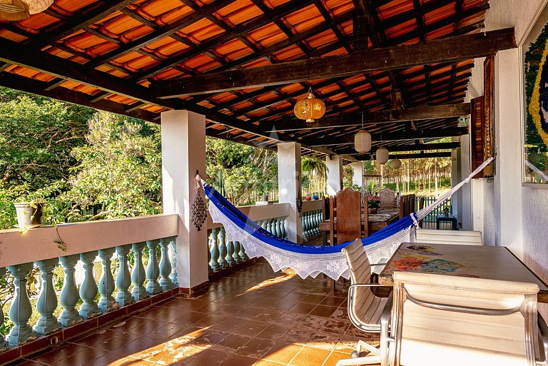 Sítio família e amigos com piscina e churrasqueira